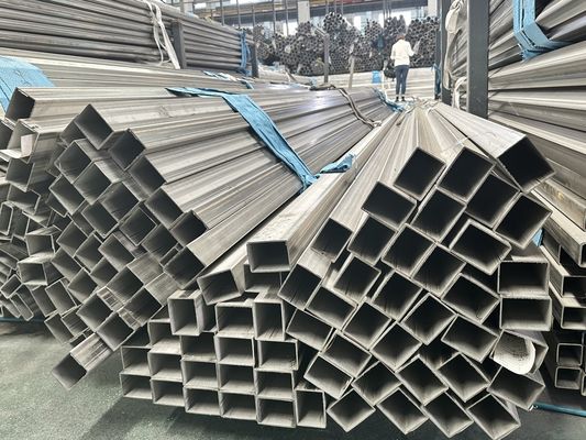 3000mm SS 316 Seamless Pipe Hot Rolled A312 Annealing Stainless Steel Square Pipe